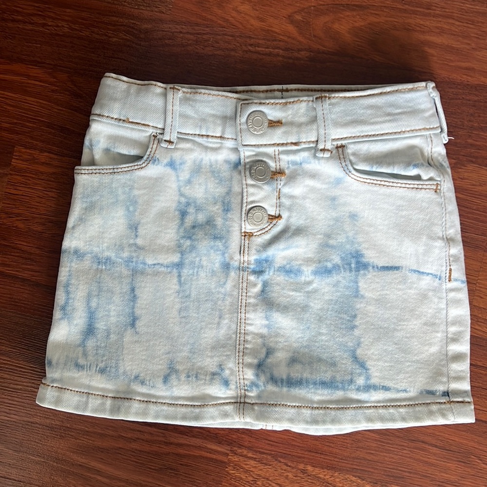 Old Navy Jean skirt girls size 3t